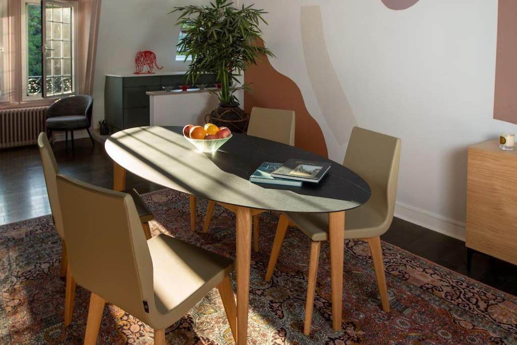 Appartement De 100M2 Dans Un Parc A 20 Mn Du Centre De Paris Garches Buitenkant foto