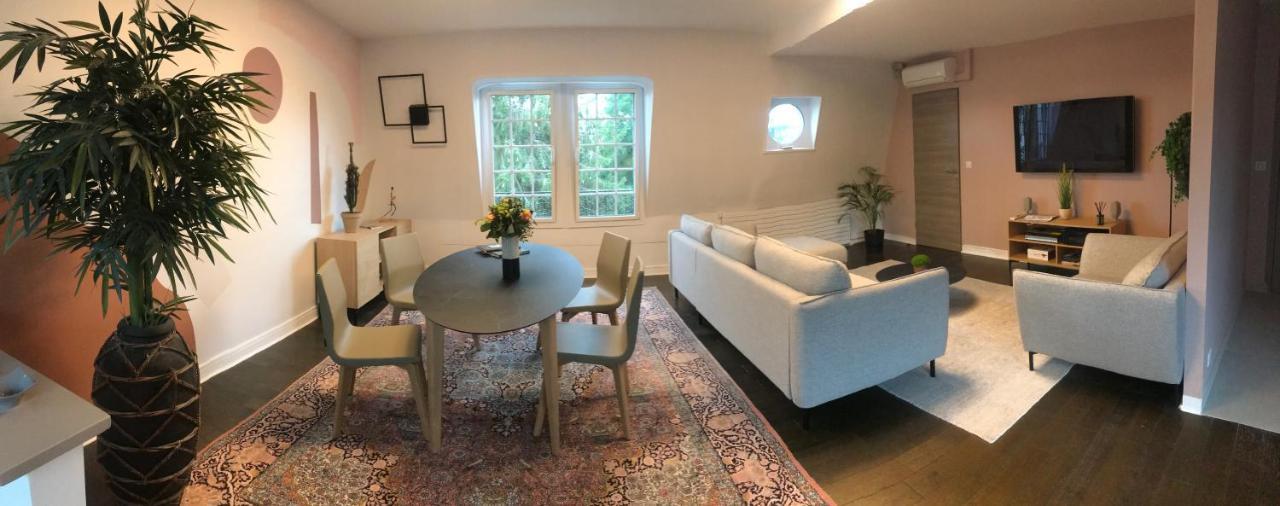 Appartement De 100M2 Dans Un Parc A 20 Mn Du Centre De Paris Garches Buitenkant foto